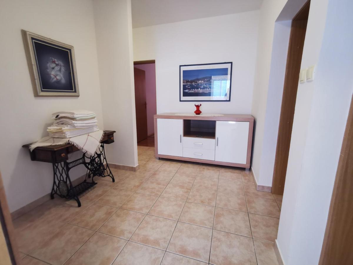 Villa Clara Apartments Kvarner Novi Vinodolski Dış mekan fotoğraf